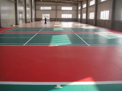 塑膠運(yùn)動(dòng)地板
